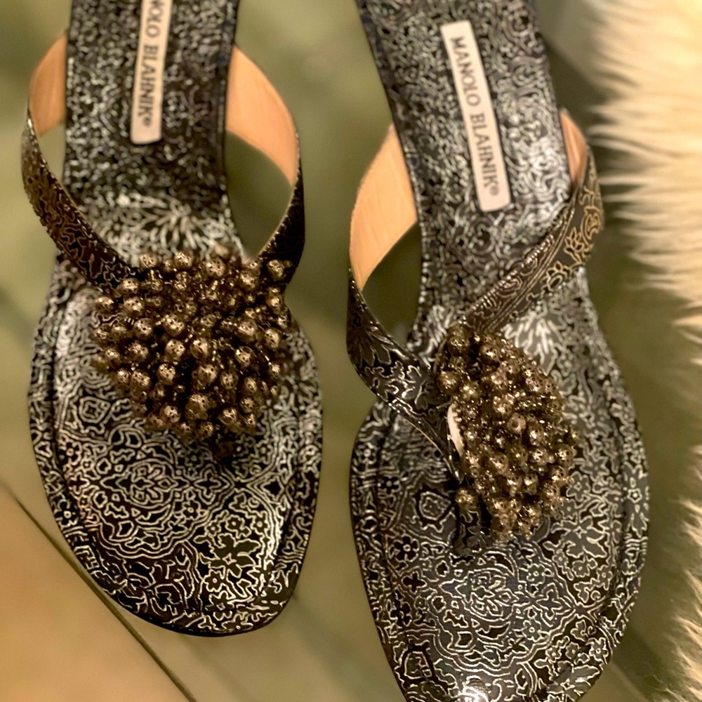 Kitten heel sandals.